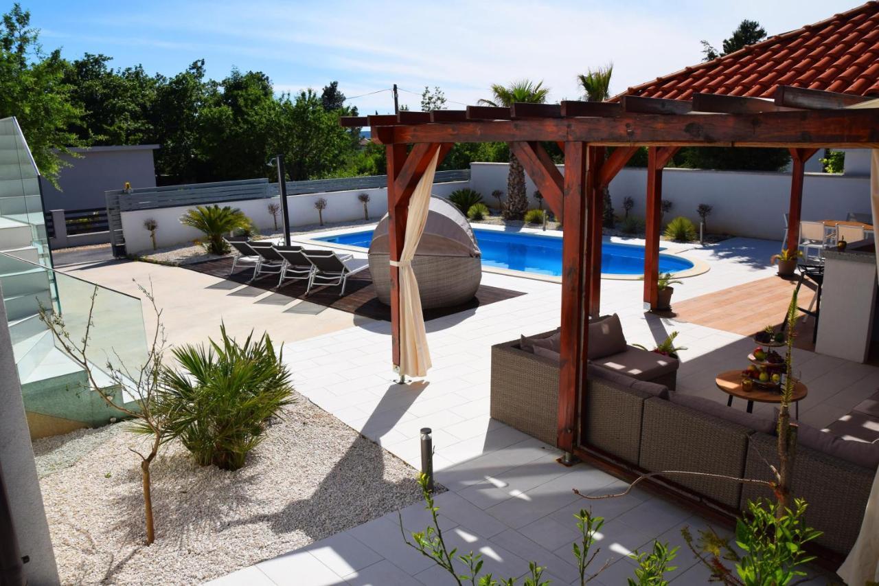 Villa Golden Apple Seline Exterior photo